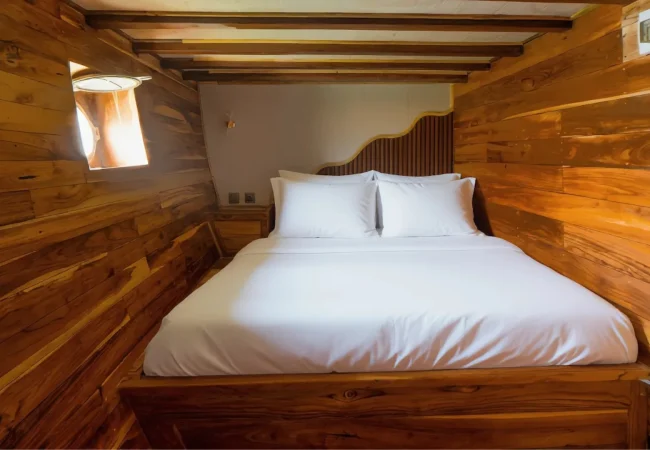 Lagoon-Cabin-Naturalia-Cruis
