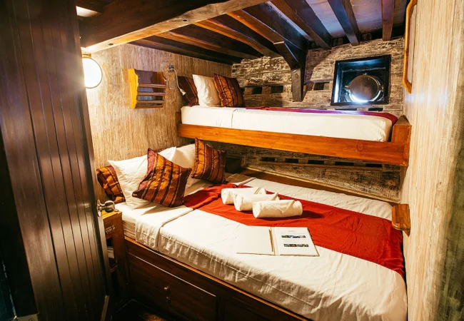 Seven-Seas-Cabin-3-open