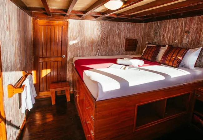 Seven-Seas-Cabin-7