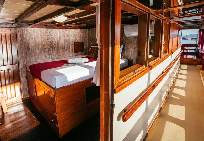 SevenSeas-Cabin-7-open