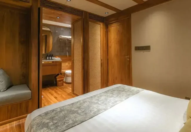 deluxe-staterooms-celestia-2