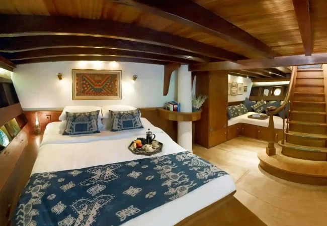 komodo flores tour_vvip boat_si_duta_boa 07