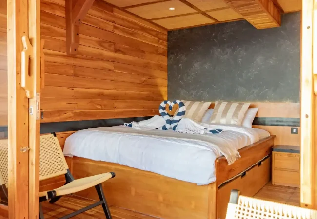lamborajo_3_master_ocean_cabin-3