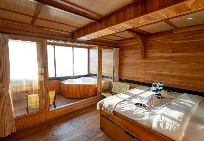 lamborajo_3_master_ocean_cabin