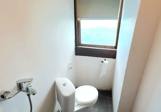 leticia-kuraawa-bath